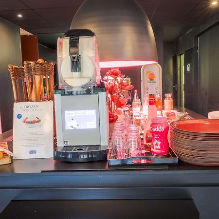 Hotel Restaurant Kyriad De Peronne Eksteriør billede