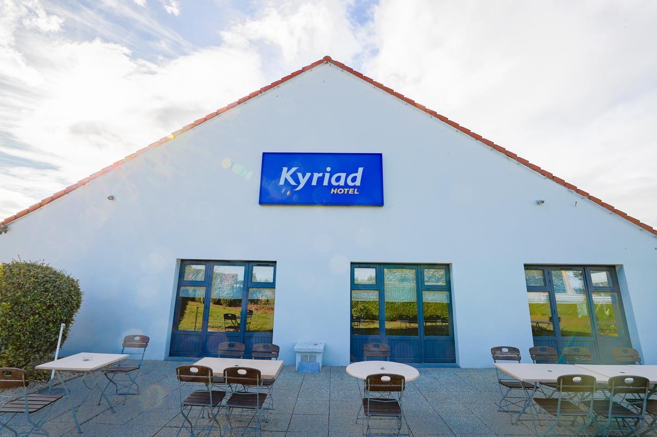 Hotel Restaurant Kyriad De Peronne Eksteriør billede