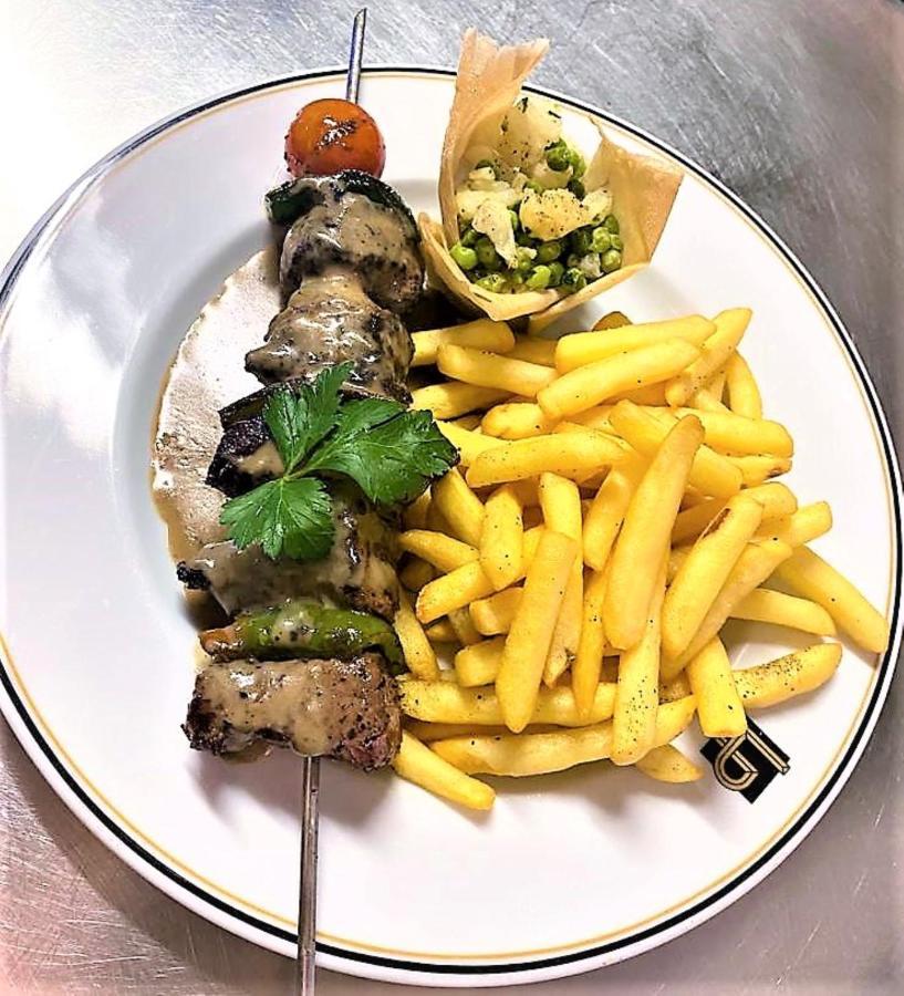Hotel Restaurant Kyriad De Peronne Eksteriør billede